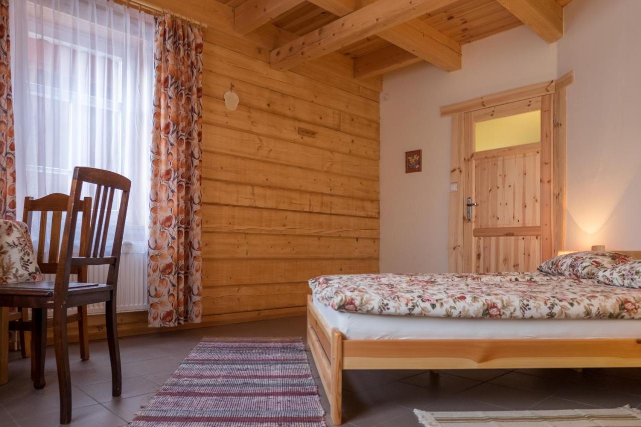 Bed and Breakfast Miodowa Kolonia à Białowieża Extérieur photo
