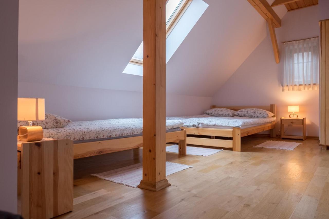 Bed and Breakfast Miodowa Kolonia à Białowieża Extérieur photo