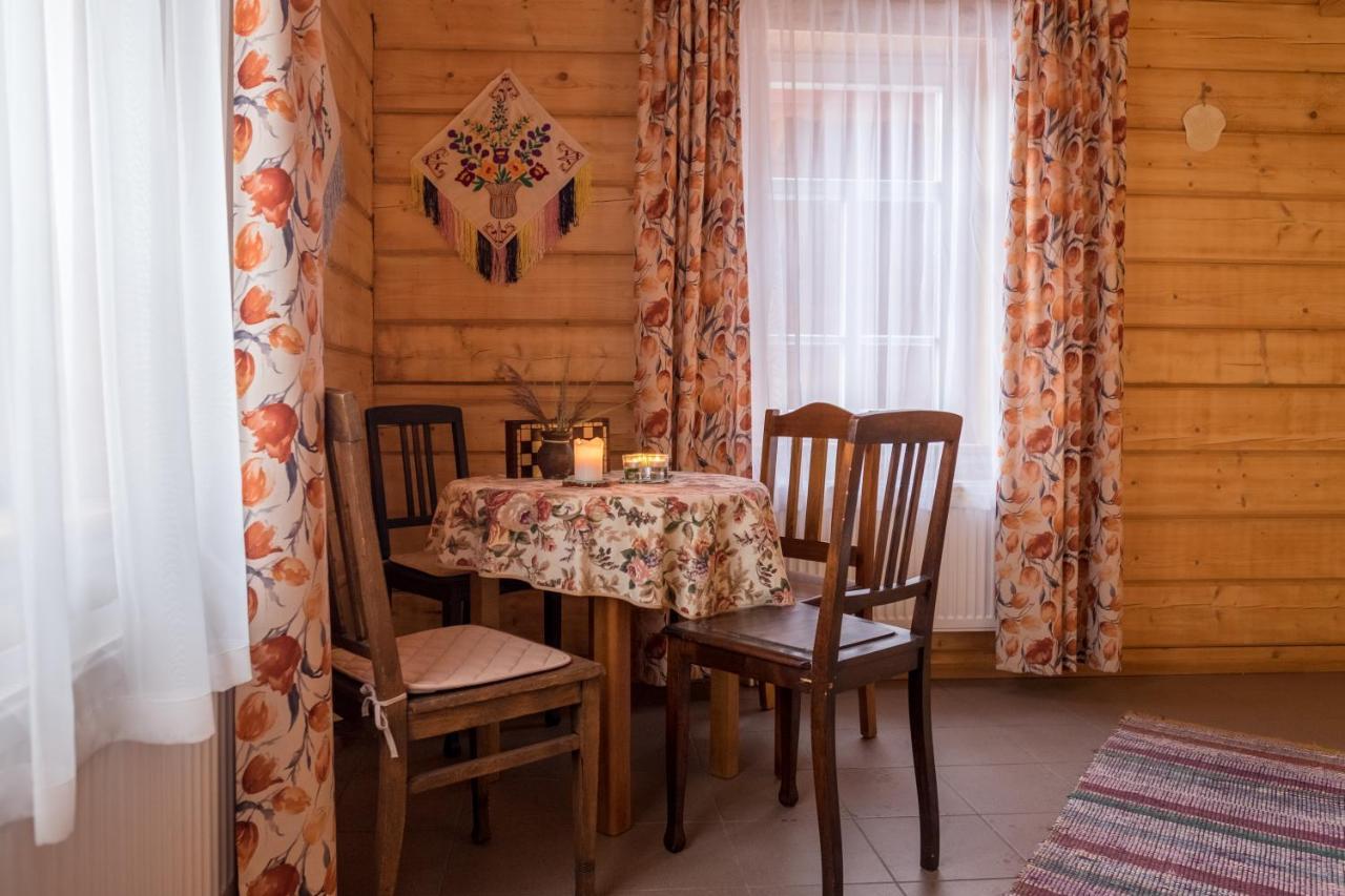 Bed and Breakfast Miodowa Kolonia à Białowieża Extérieur photo