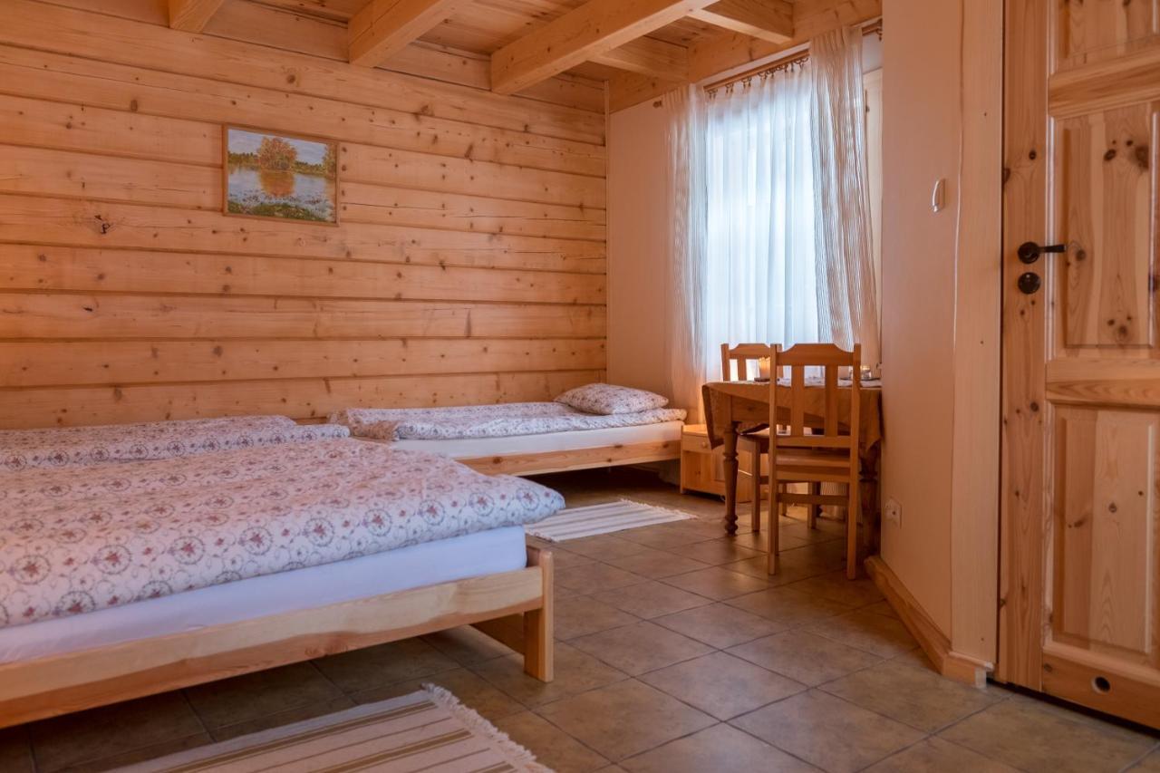 Bed and Breakfast Miodowa Kolonia à Białowieża Extérieur photo